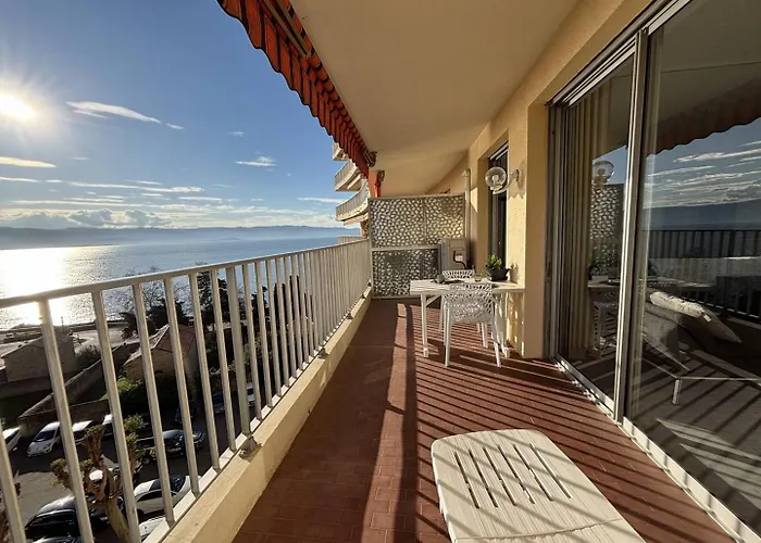 Vue Le Neptune Sanguinaires *